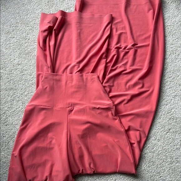 NORMA KAMALI Elephant Coral wideleg pants - Picture 2 of 5